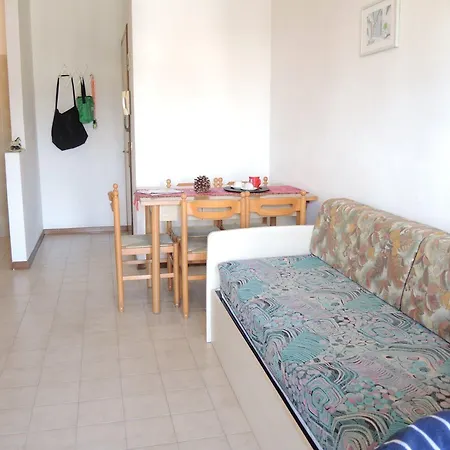 Beautiful Three-room Close To The Appartamento *
